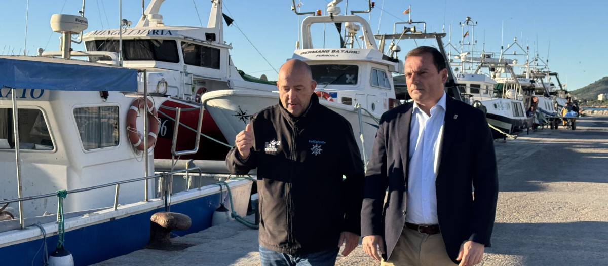 Visita del vicepresidente y responsable del área de Pesca, Andrés Martínez, a los pescadores de Castellón