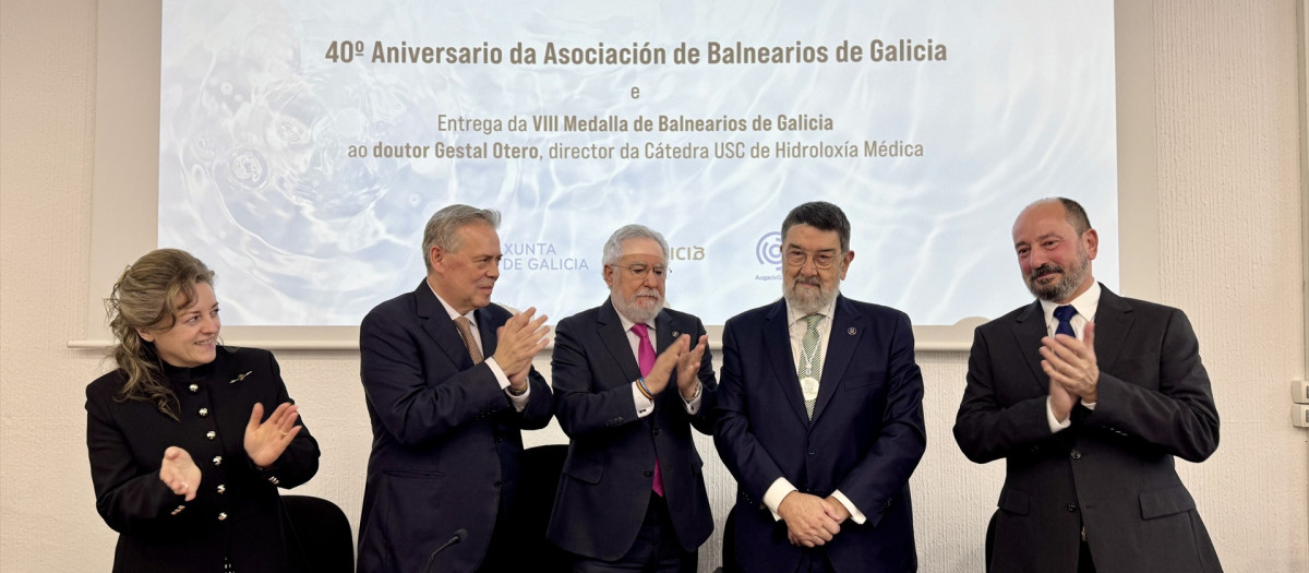 40º aniversario de Balnearios de Galicia

REMITIDA / HANDOUT por BALNEARIOS DE GALICIA
Fotografía remitida a medios de comunicación exclusivamente para ilustrar la noticia a la que hace referencia la imagen, y citando la procedencia de la imagen en la firma
22/11/2025