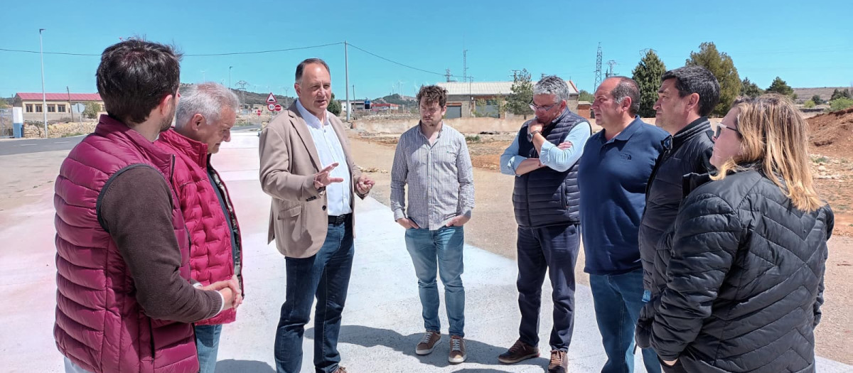 Salva Aguilella viista el solar del cuartel de la Guardia Civil en Vilafranca