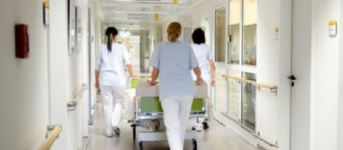 Personal sanitario en el hospital.

REMITIDA / HANDOUT por JAÉN MERECE MÁS
Fotografía remitida a medios de comunicación exclusivamente para ilustrar la noticia a la que hace referencia la imagen, y citando la procedencia de la imagen en la firma
22/11/2025