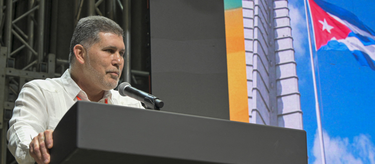 Óscar Pérez-Oliva Fraga