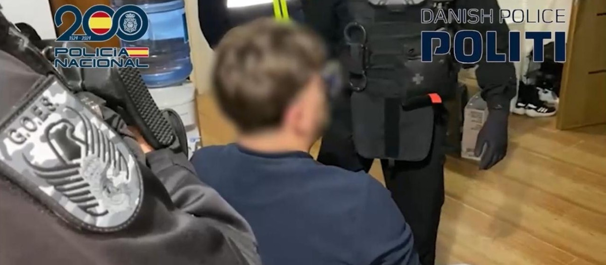 La Policía Nacional detiene a cinco personas por el secuestro y asesinato de un hombre para sustraer sus criptoactivos.

REMITIDA / HANDOUT por POLICÍA NACIONAL
Fotografía remitida a medios de comunicación exclusivamente para ilustrar la noticia a la que hace referencia la imagen, y citando la procedencia de la imagen en la firma
10/12/2025