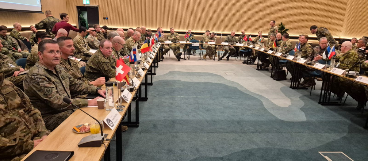 El Jefe de Estado Mayor del Ejército de Tierra, general de ejército Amador Enseñat y Berea, participa en Kiruna (Suecia) en el XI Foro de Jefes de Estado Mayor de los Ejércitos de Tierra europeos