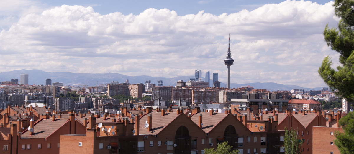 Viviendas en la periferia de Madrid