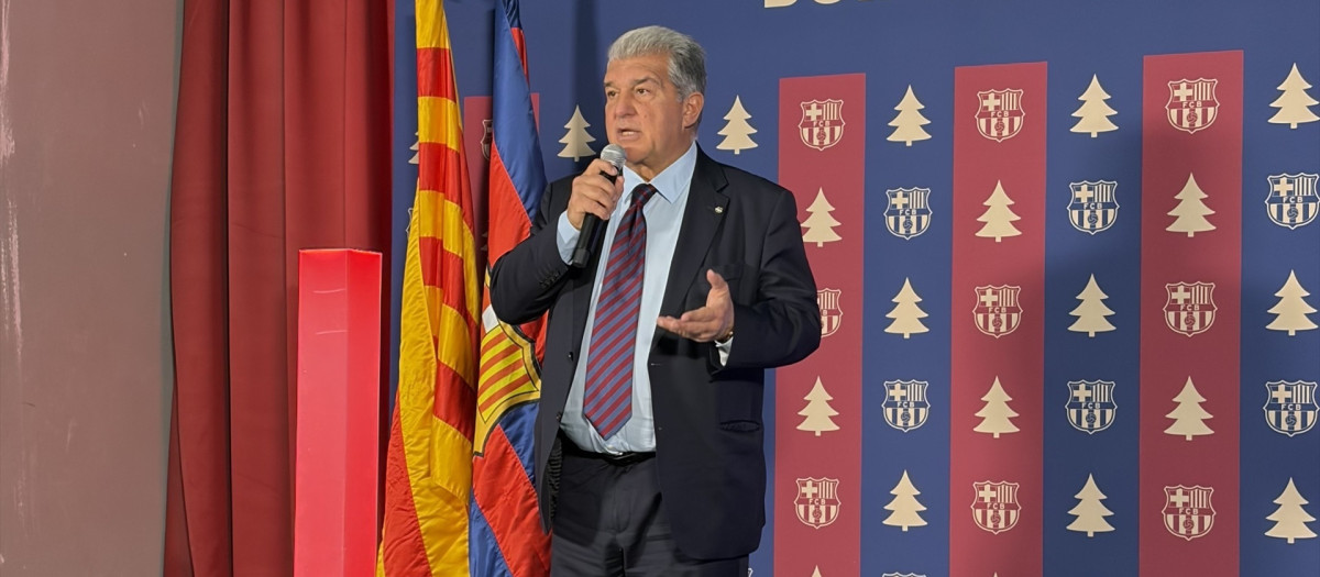 El presidente del FC Barcelona, Joan Laporta, en el discurso de la comida navideña con la prensa de Barcelona

EUROPA PRESS
05/12/2025
