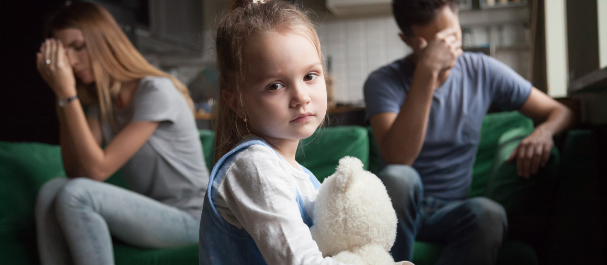 La experta Nancy Jergins alerta de los cuatro tabúes de un niño durante un divorcio
