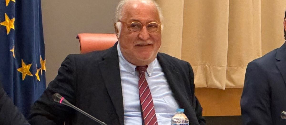 Imagen de Pere Navarro durante una rueda de prensa reciente