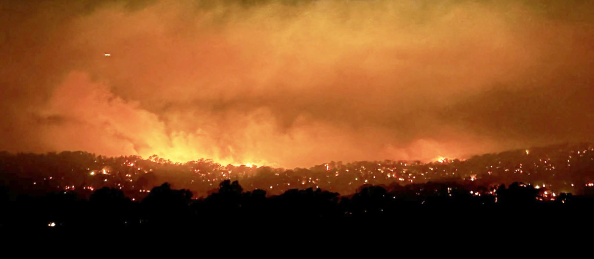 Incendio forestal cerca de la ciudad de Longwood, en el norte de Victoria