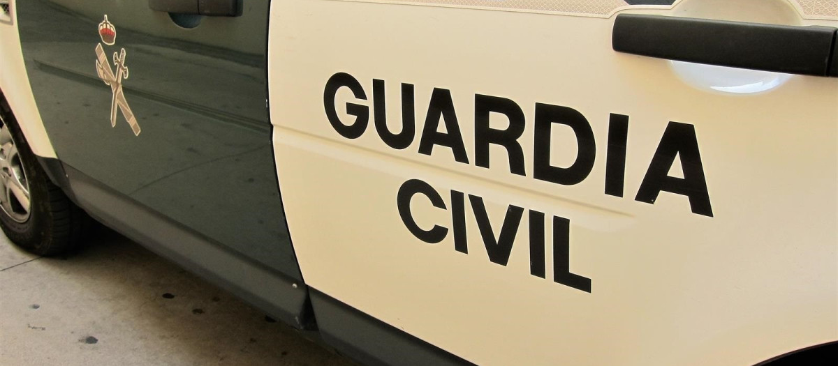 Imagen de una patrulla de la Guardia Civil