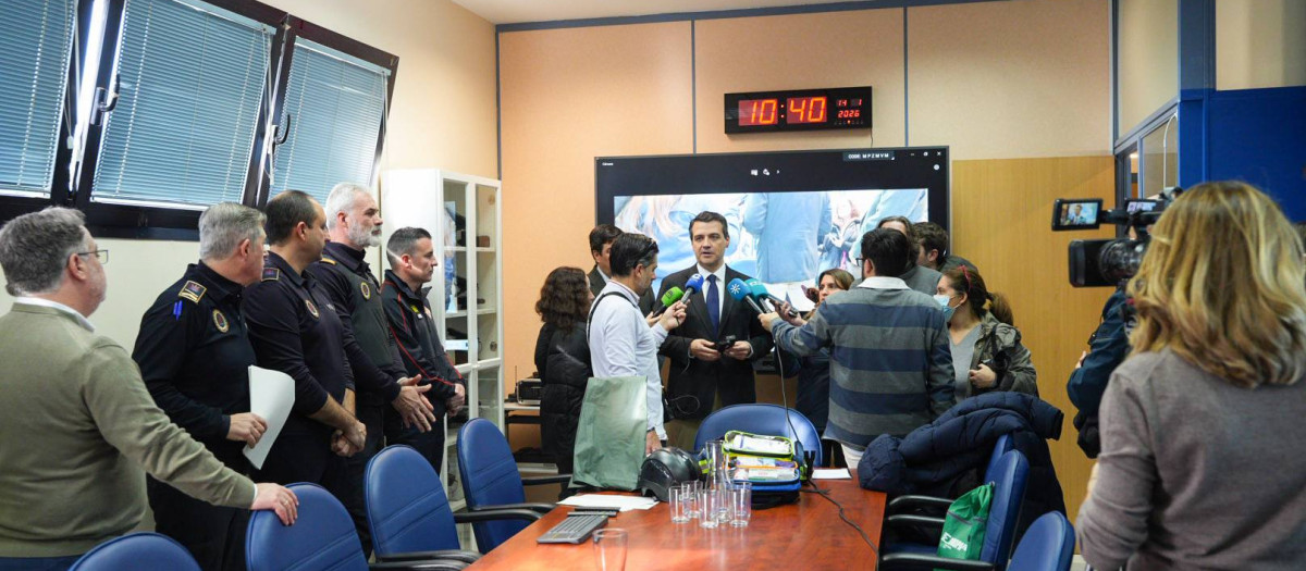 Presentación de la nueva sala con nuevo material tecnológico