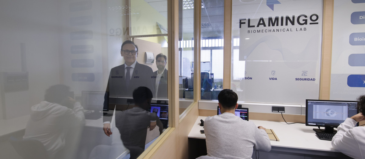 Villamandos visita Flamingo Biomechanical Lab