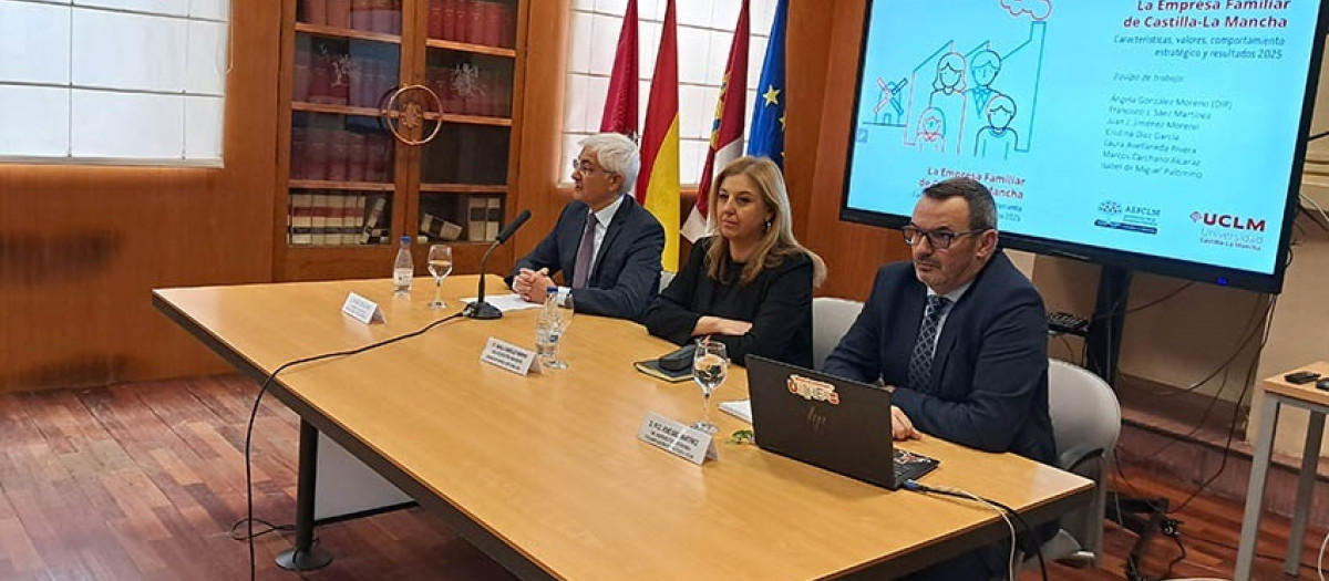 Presentación del estudio de empresa familiar.

REMITIDA / HANDOUT por UCLM
Fotografía remitida a medios de comunicación exclusivamente para ilustrar la noticia a la que hace referencia la imagen, y citando la procedencia de la imagen en la firma
15/1/2026