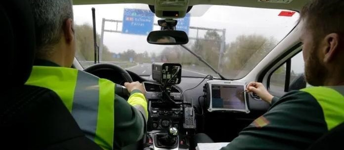 Control de tráfico de la Guardia Civil en la provincia de La Coruña

REMITIDA / HANDOUT por GUARDIA CIVIL
Fotografía remitida a medios de comunicación exclusivamente para ilustrar la noticia a la que hace referencia la imagen, y citando la procedencia de la imagen en la firma
15/1/2026