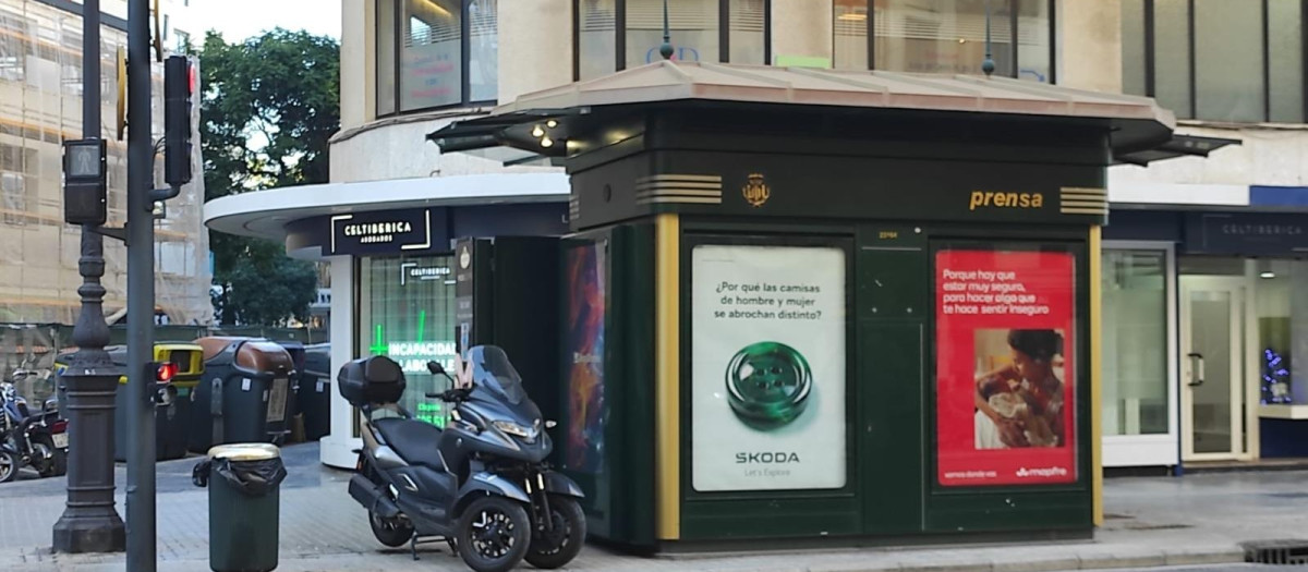 Imagen de un quiosco de prensa en Valencia