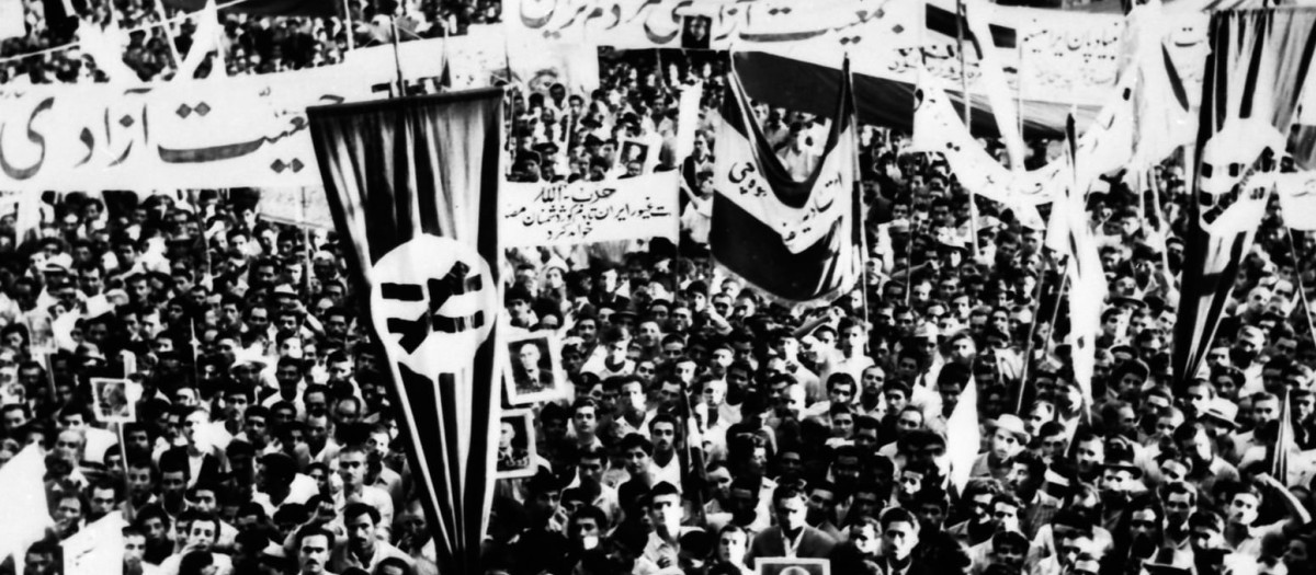 Manifestaciones a favor de Mosaddegh en Teherán, el 16 de agosto de 1953