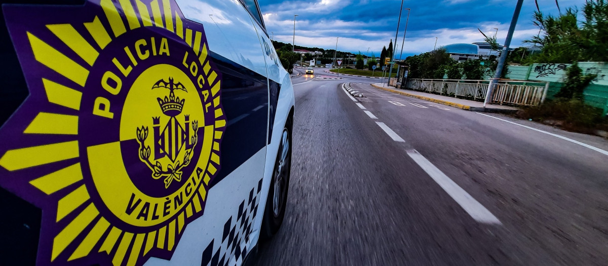 Imagen de una patrulla de la Policía Local en Valencia