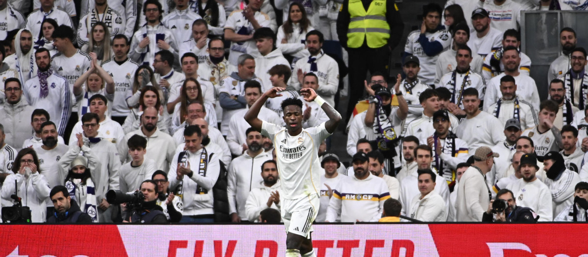 Vinicius Jr., en un partido con el Real Madrid en el Bernabéu