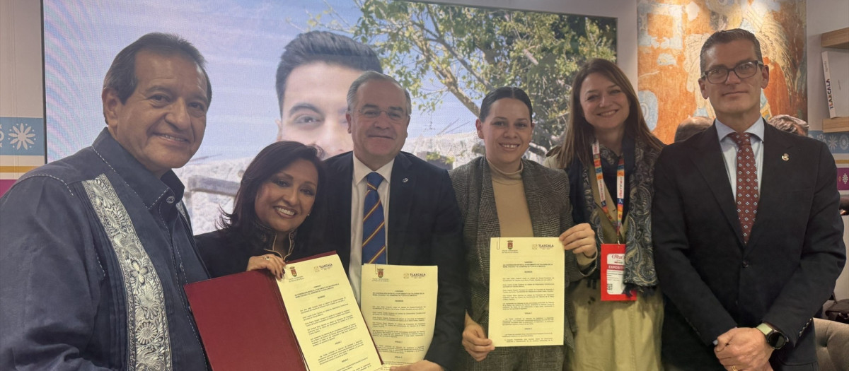 Talavera y Tlaxcala (México) aúnan esfuerzos para incentivar la promoción de sus cerámicas.

REMITIDA / HANDOUT por AYUNTAMIENTO
Fotografía remitida a medios de comunicación exclusivamente para ilustrar la noticia a la que hace referencia la imagen, y citando la procedencia de la imagen en la firma
21/1/2026