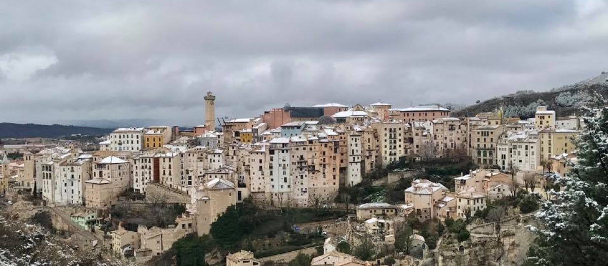 Cuenca bajo la nieve