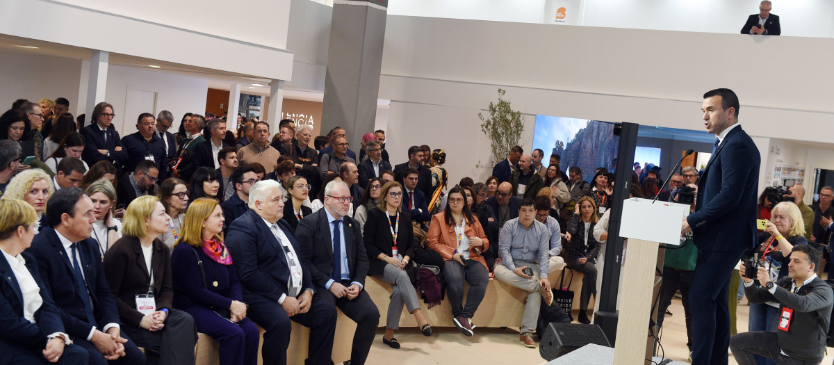 Imagen del presidente Mompó durante su intervención en Fitur