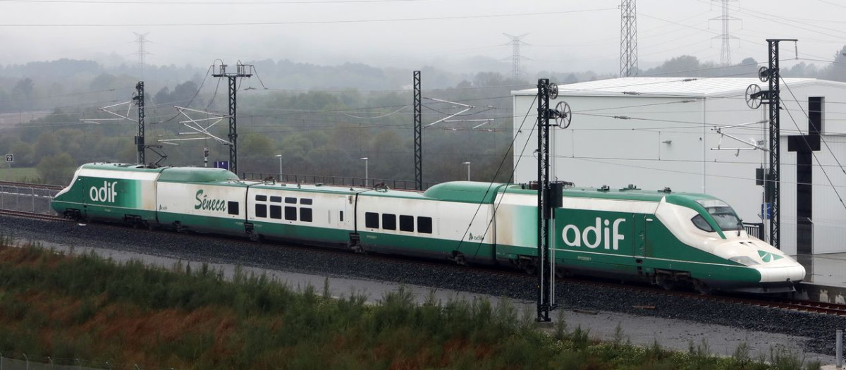 El Séneca es una sonda de mantenimiento que detecta cualquier problema de las vías