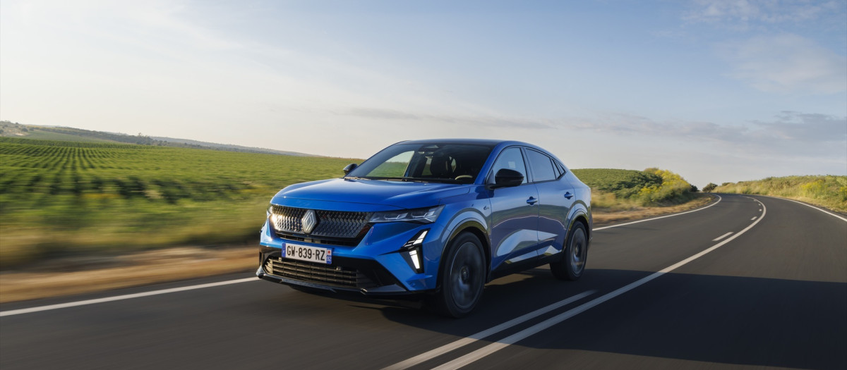 Renault, la marca de coches más vendida en mayo en España con una cuota de mercado de casi el 9 %