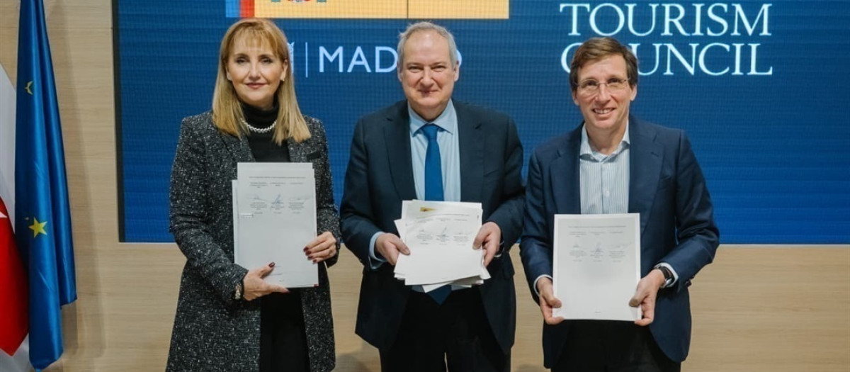 El Gobierno y el Ayuntamiento de Madrid firman el acuerdo con el WTTC para instalar su sede en la ciudad