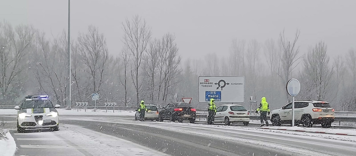 La borrasca Ingrid afecta a diferentes puntos de las carreteras de la provincia de León y Zamora