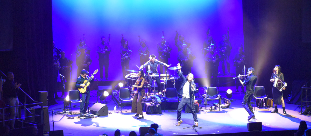 Carlos Núñez y amigos en el Teatro Circo Price. Madrid