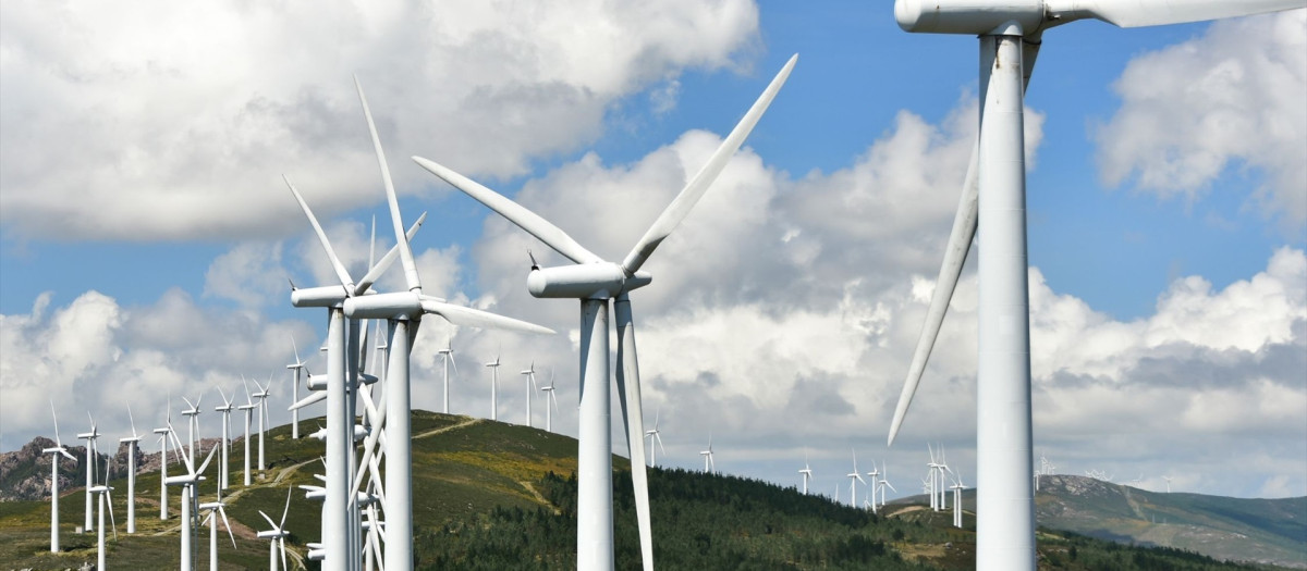 Imagen de archivo de un parque eólico en Cantabria

REMITIDA / HANDOUT por AYUNTAMIENTO DE ASTILLERO
Fotografía remitida a medios de comunicación exclusivamente para ilustrar la noticia a la que hace referencia la imagen, y citando la procedencia de la imagen en la firma
14/10/2025