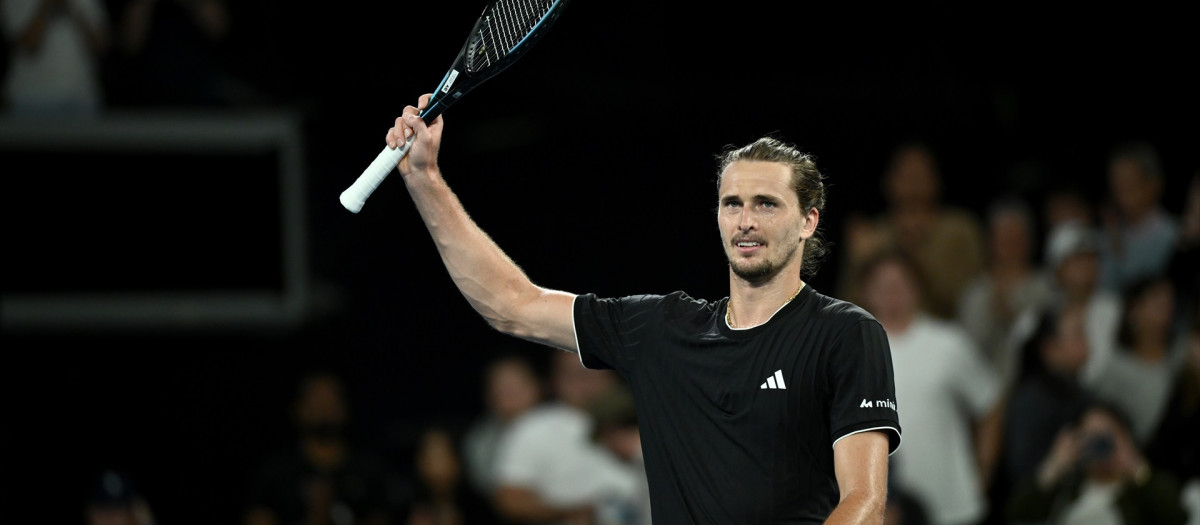 (Foto de ARCHIVO)
21 January 2026, Australia, Melbourne: Alexander Zverev of Germany celebrates match point during the Men's 2nd round match against Alexandre Muller of France on day 4 of the 2026 Australian Open tennis tournament at Melbourne Park in Melbourne. Photo: James Ross/AAP/dpa

21/1/2026 ONLY FOR USE IN SPAIN