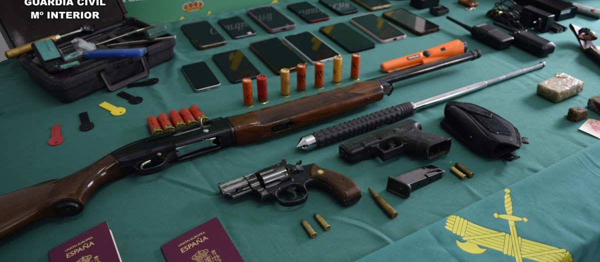 Efectos intervenidos en el marco de la operación 'Minto24-Vialvu'