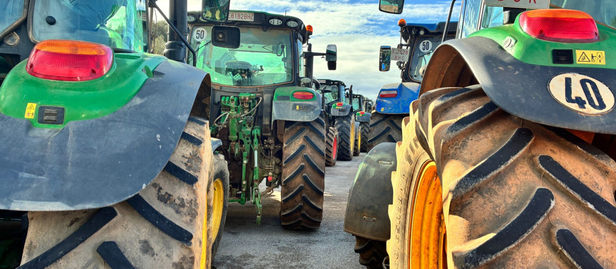 Tractores en Ariany