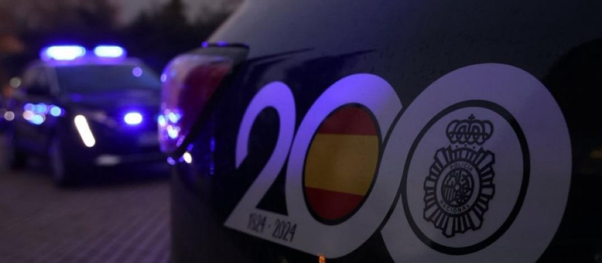 Imagen de archivo de unas patrullas de la Policía Nacional en Valladolid