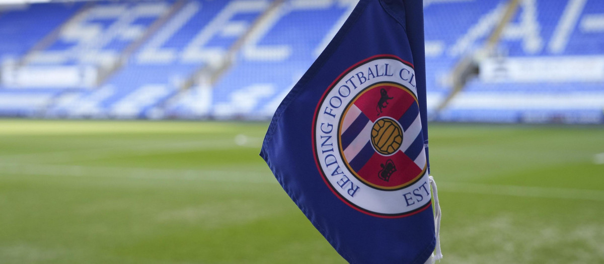 Un utillero del Reading inglés ha sido sancionado con seis partidos por insultar a un árbitro