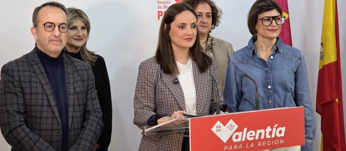 La diputada socialista en el Congreso Irene Jódar

REMITIDA / HANDOUT por PSRM-PSOE
Fotografía remitida a medios de comunicación exclusivamente para ilustrar la noticia a la que hace referencia la imagen, y citando la procedencia de la imagen en la firma
06/2/2026