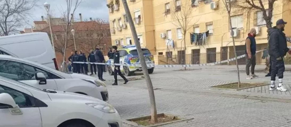 Efectivos desplazados en la zona del apuñalamiento