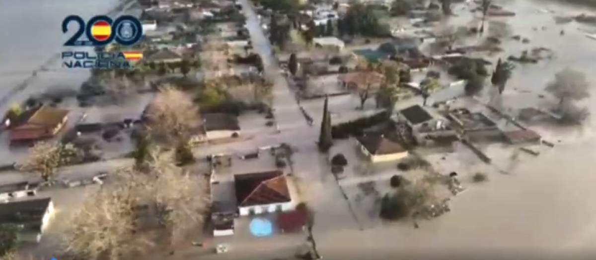 Viviendas inundadas en el entorno del aeropuerto de Córdoba