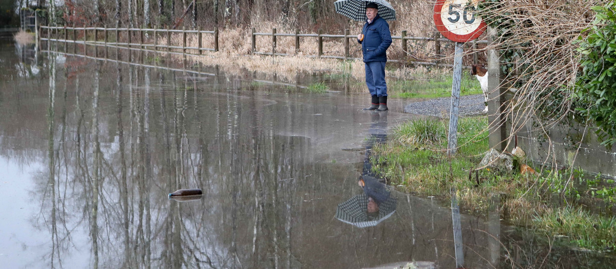 Begonte, Lugo. Desbordado el Río Miño a su paso por Begonte