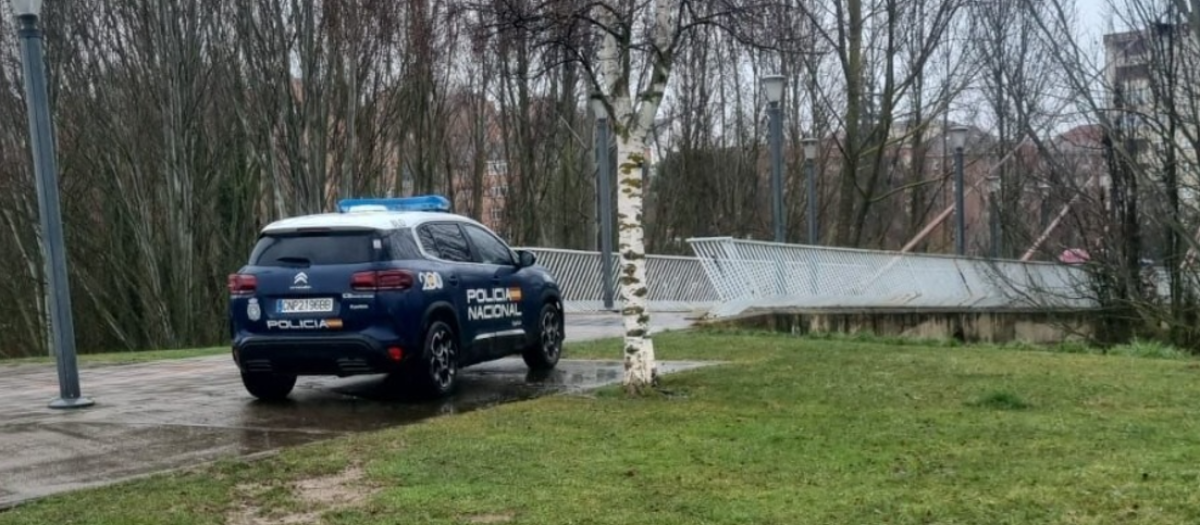 La Policía rescata a una menor en el Río Bernesga, León