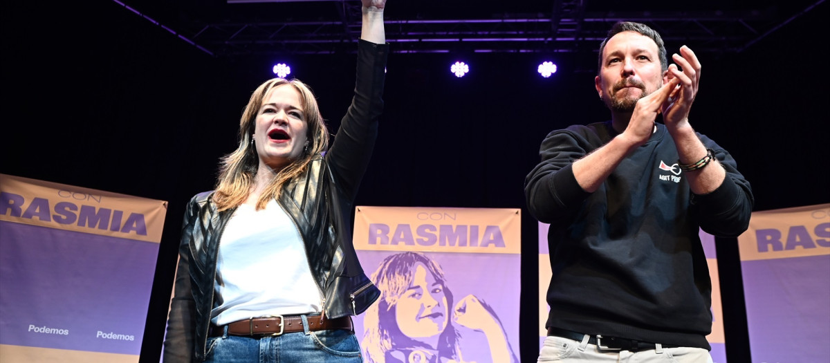 La candidata de Podemos-Alianza Verde a la Presidencia del Gobierno de Aragón, María Goikoechea, y el exvicepresidente del Gobierno, Pablo Iglesias, durante un mitin de Podemos-Alianza Verde, a 4 de febrero de 2026, en Zaragoza, Aragón (España). La coalición se presenta a las elecciones a las Cortes de Aragón de 2026 del próximo 8 de febrero bajo el lema "Con rasmia", unos comicios autonómicos convocados de forma anticipada por el presidente del Gobierno de Aragón, Jorge Azcón, ante la incapacidad de aprobar los presupuestos regionales por el bloqueo político.

Ramón Comet / Europa Press
04 FEBRERO 2026;PODEMOS;MAÑOS;MAÑAS;CAMPAÑA;ELECCIONES;MITIN;
04/2/2026
