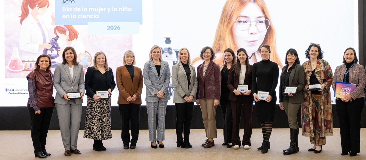 Imagen de las investigadoras premiadas por la CEU
