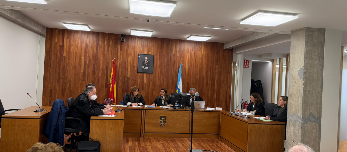 Imagen de los tres acusados en el juicio.

PEDRO DAVILA-EUROPA PRESS
10/2/2026