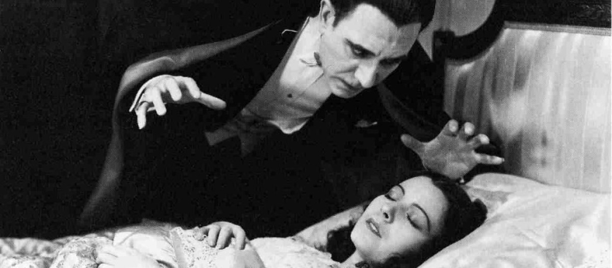 Villarías y Lupita Tovar en una de las escenas más conocidas de Drácula