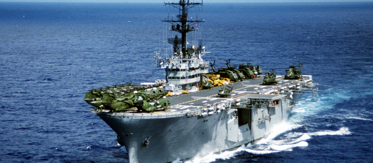 USS Iwo Jima el buque de asalto que trasladó a Maduro a Nueva York