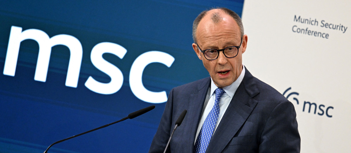 El canciller alemán, Friedrich Merz, pronunciará un discurso en la inauguración de la 62.ª Conferencia de Seguridad de Múnich (MSC) el 13 de febrero de 2026 en Múnich, sur de Alemania.