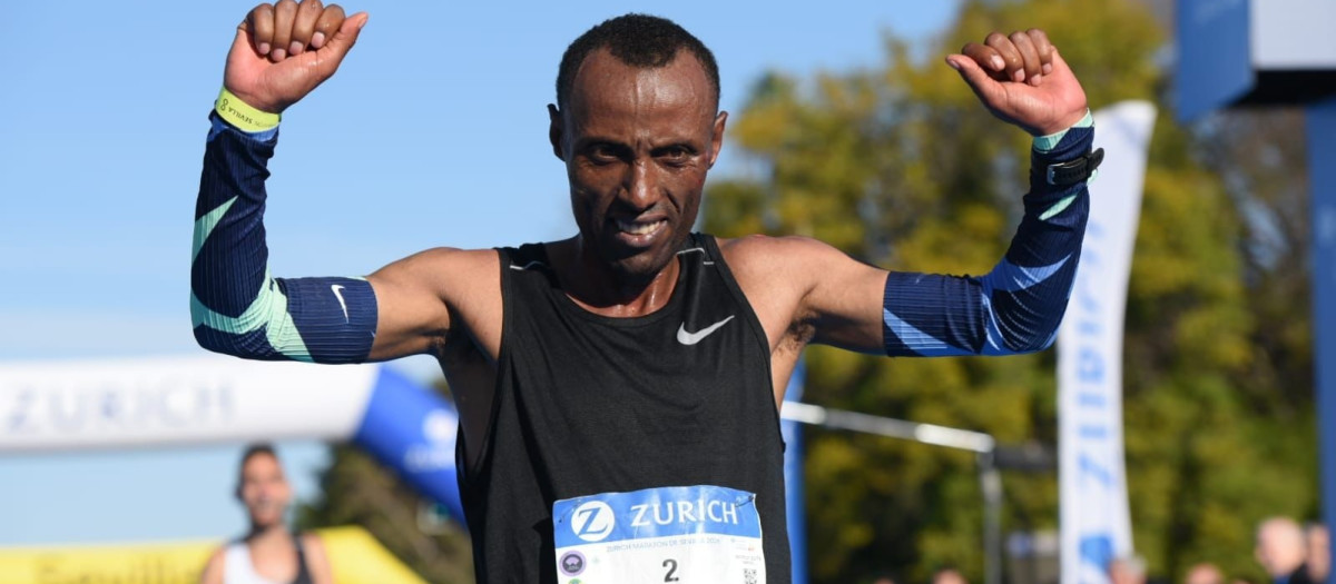 El campeón de la 41º Zurich Maratón Sevilla, Shura Kitata

REMITIDA / HANDOUT por AYUNTAMIENTO DE SEVILLA
Fotografía remitida a medios de comunicación exclusivamente para ilustrar la noticia a la que hace referencia la imagen, y citando la procedencia de la imagen en la firma
15/2/2026