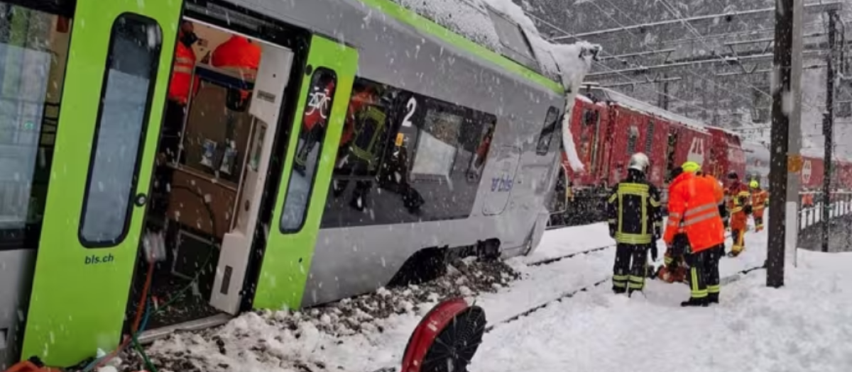 Tren descarrilado en Suiza
