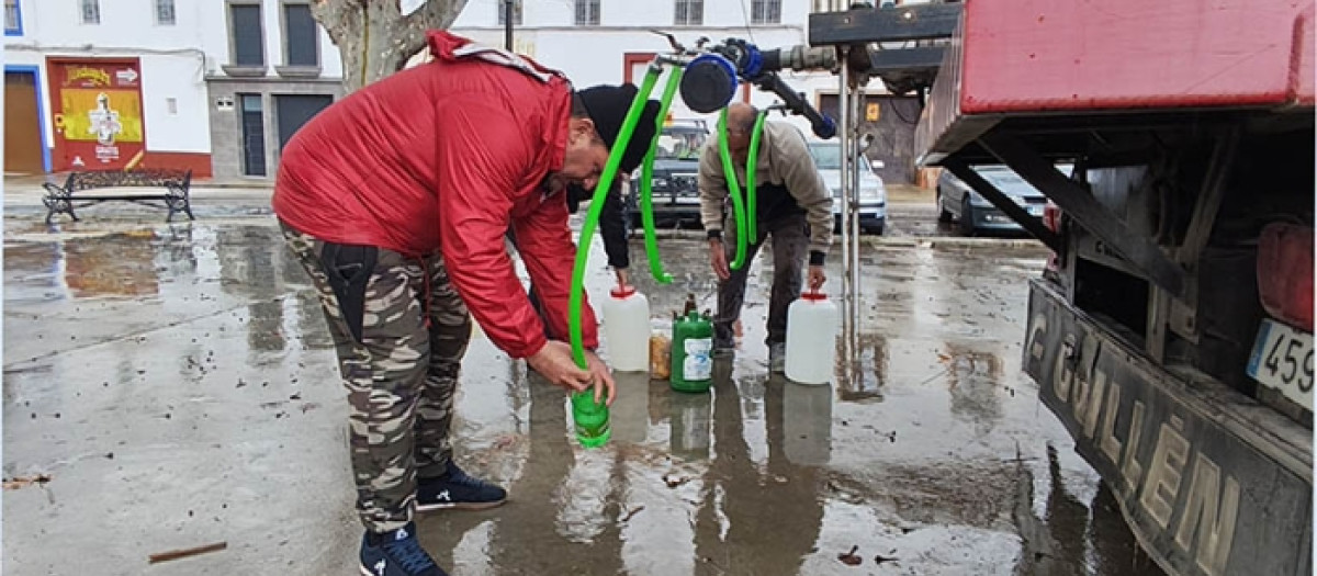 Camión cisterna en Rute