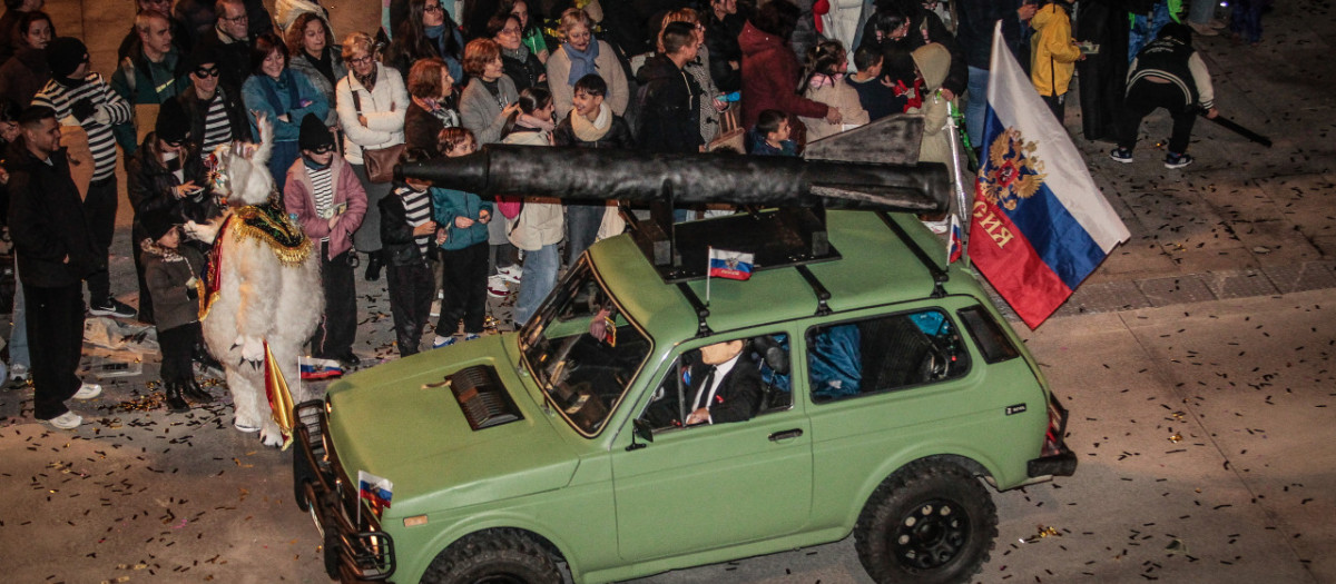 La comparsa Brivesly Hills del Carnaval 2026 de La Coruña